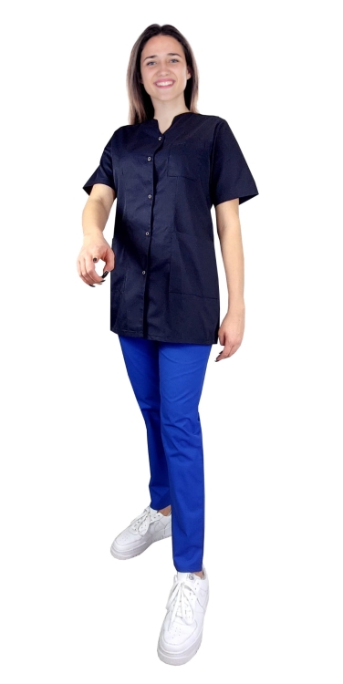 Kompleks MEDICAL BEAUTY medicīnas blūze un cigaretes.