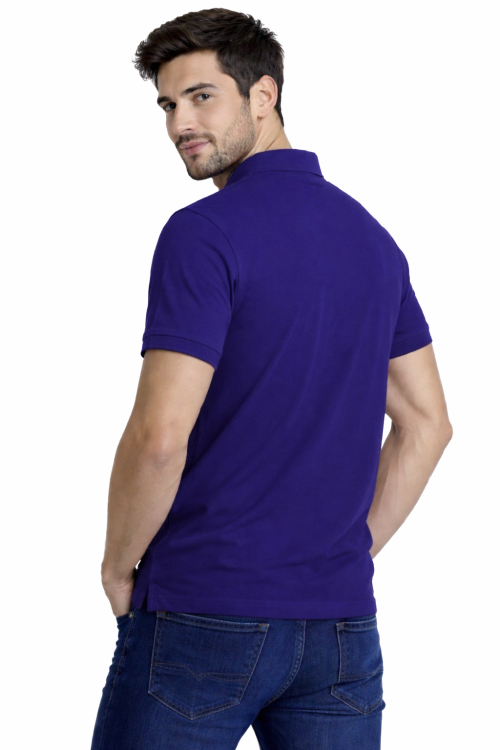 Koszulka polo męska krótki rękaw purpurowy widok z tyłu.png