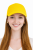 Czapka z twardym daszkiem kolor żółty widok z przodu.png