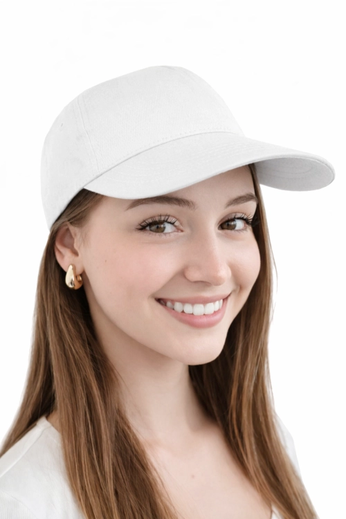 Czapka z twardym daszkiem kolor biały.png