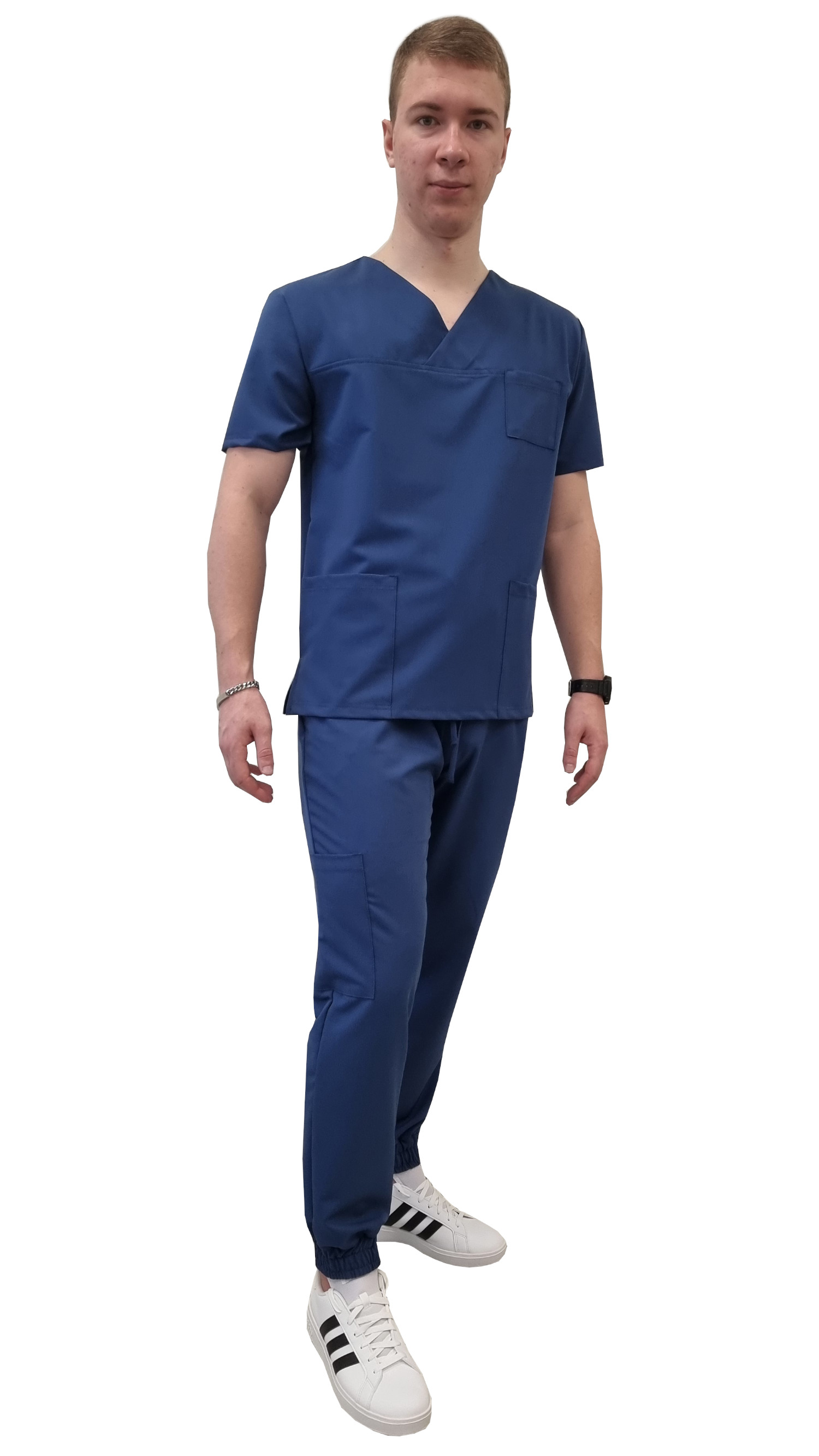 Vīriešu medicīniskie uniformi – skrubi
